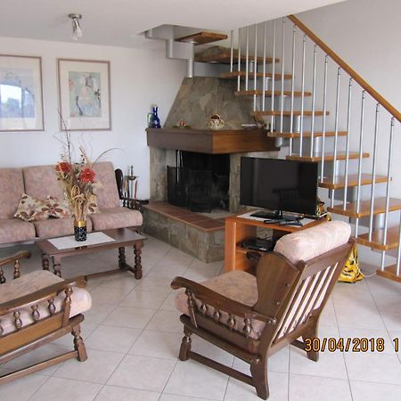 モンテ・ナイ Casa Bellavistaヴィラ エクステリア 写真