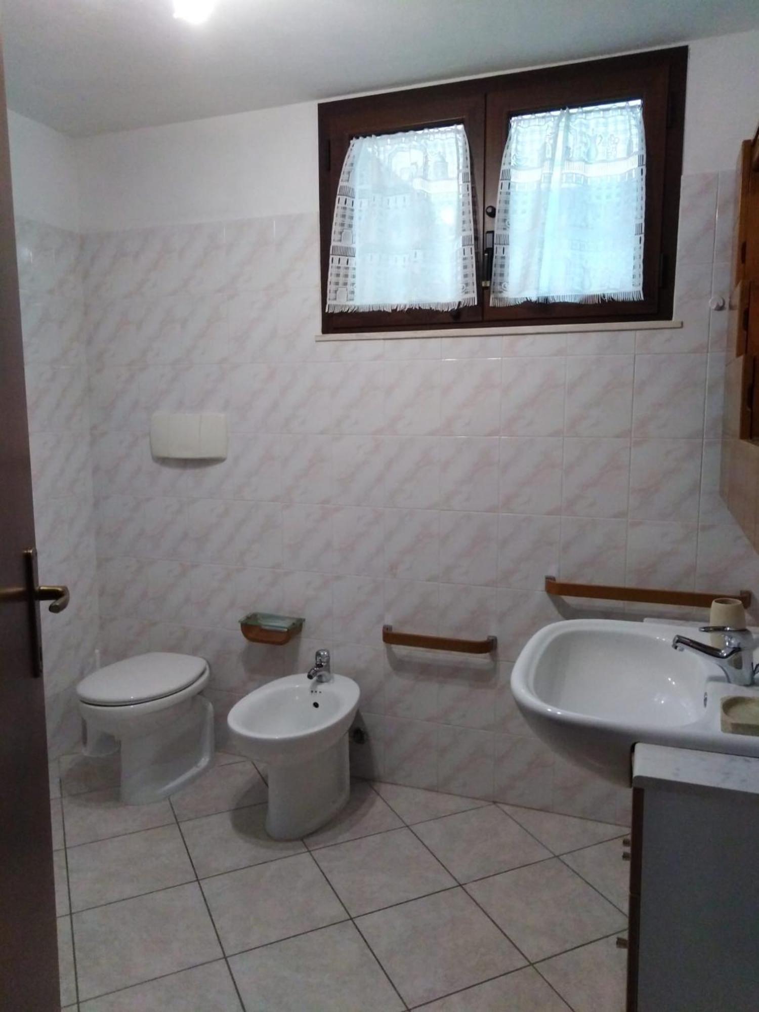 モンテ・ナイ Casa Bellavistaヴィラ エクステリア 写真